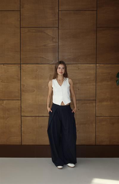 Çizgili Pile Detay Pantolon