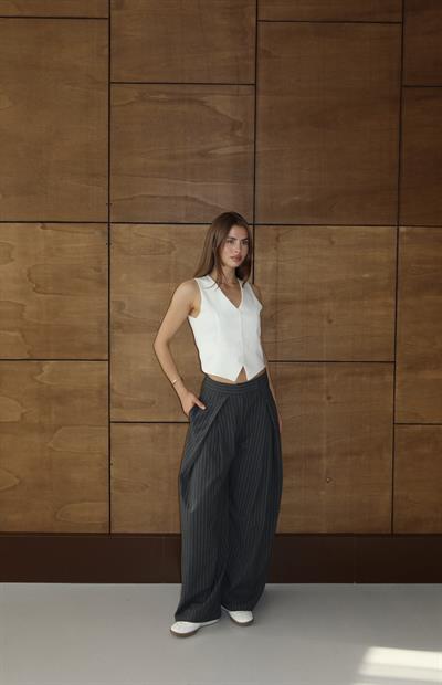 Çizgili Pile Detay Pantolon