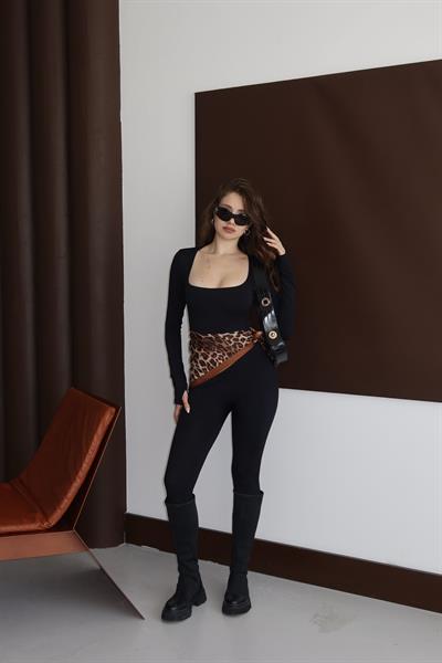 Kare Yaka Premium Tulum