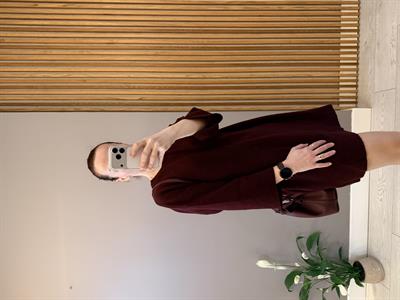 Kısa triko bordo elbise