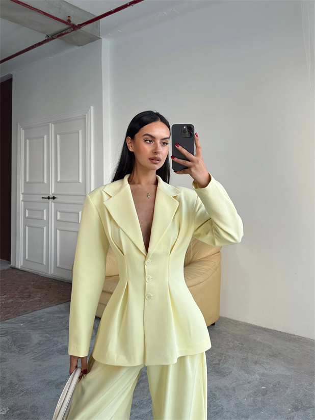 Pile Detay Oturtmalı Blazer Ceket  - Sarı