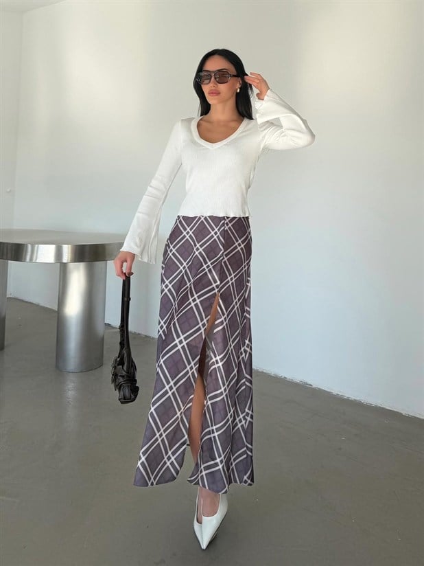 Geometrik Desenli Saten Etek - Füme