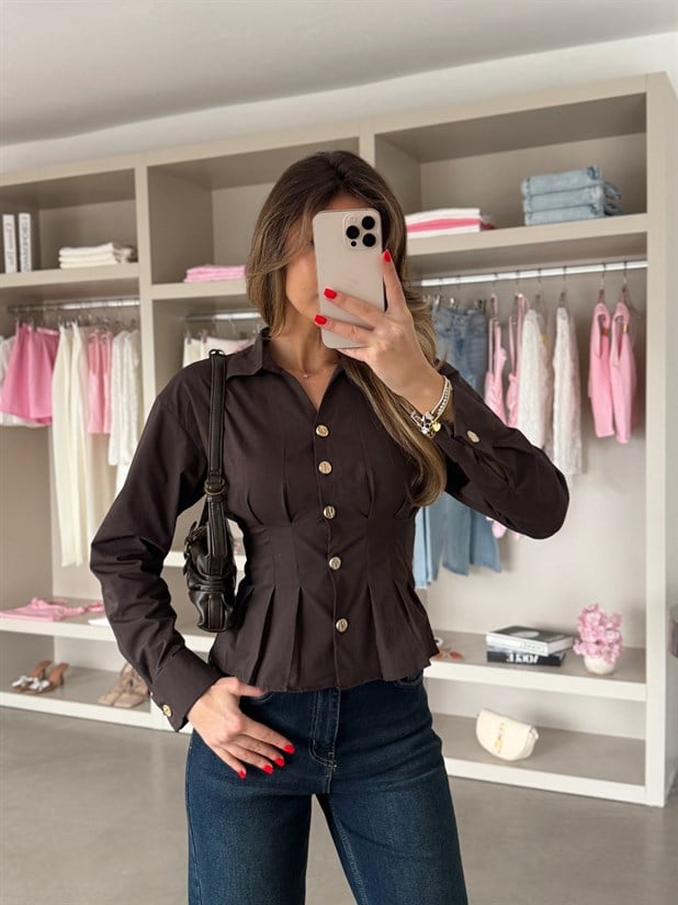 Gold Düğmeli Pensli Gömlek - Kahve