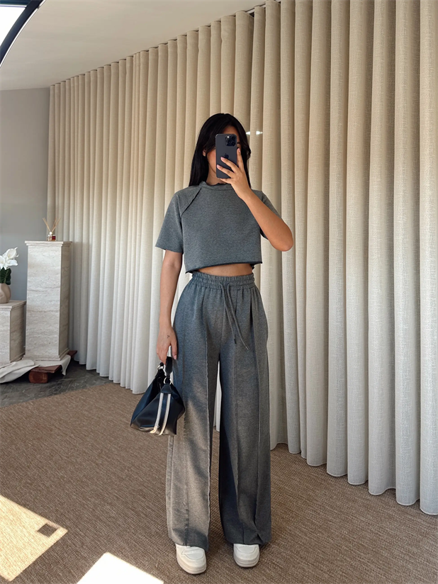 Ters Dikiş Detay Crop Takım - Antrasit