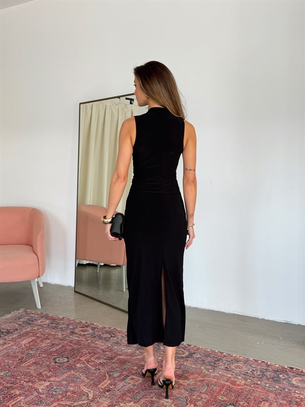 Yırtmaçlı Drape Detaylı Elbise - Siyah