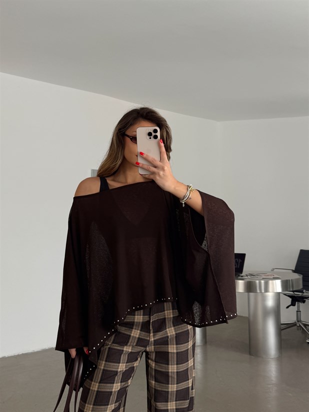 Altı Zımbalı Yarasa Bluz - Kahve