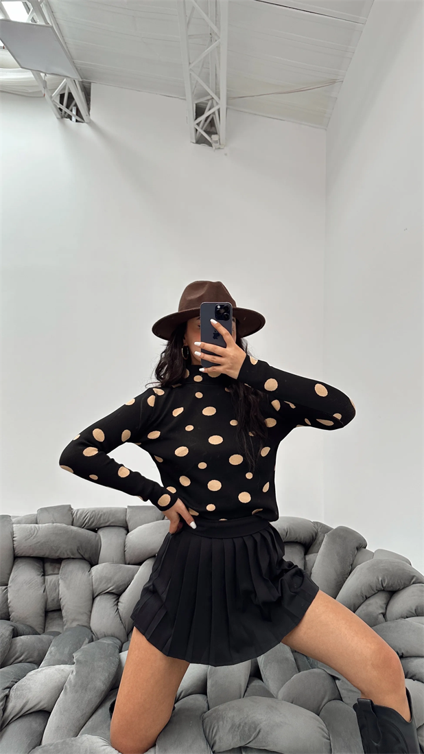 Desenli Dik Yaka Triko Bluz Taba Puantiye - Taba-Puantiye