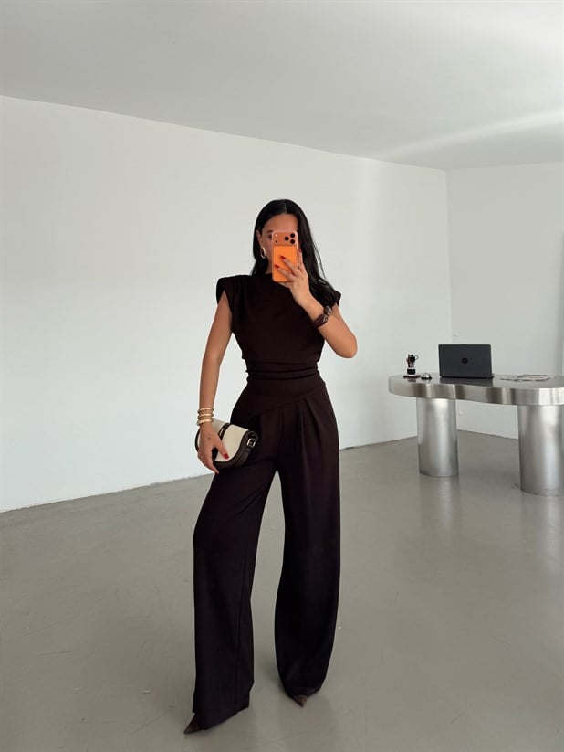 Vatkalı Asimetrik Modal Takım - Kahve