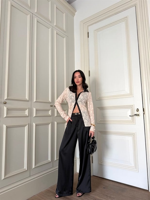 Dantelli Gömlekli Takım - Vizon