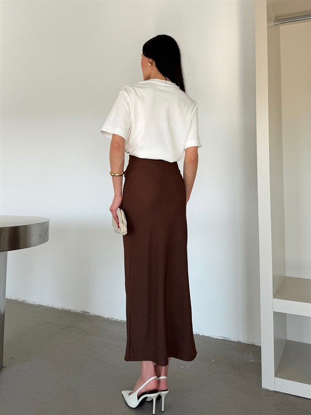 Yanı Toka Detaylı Midi Etek - Kahve