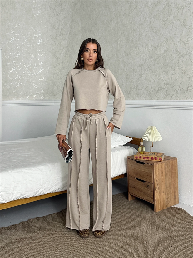 Uzun Kol Ters Dikiş Takım - Bej