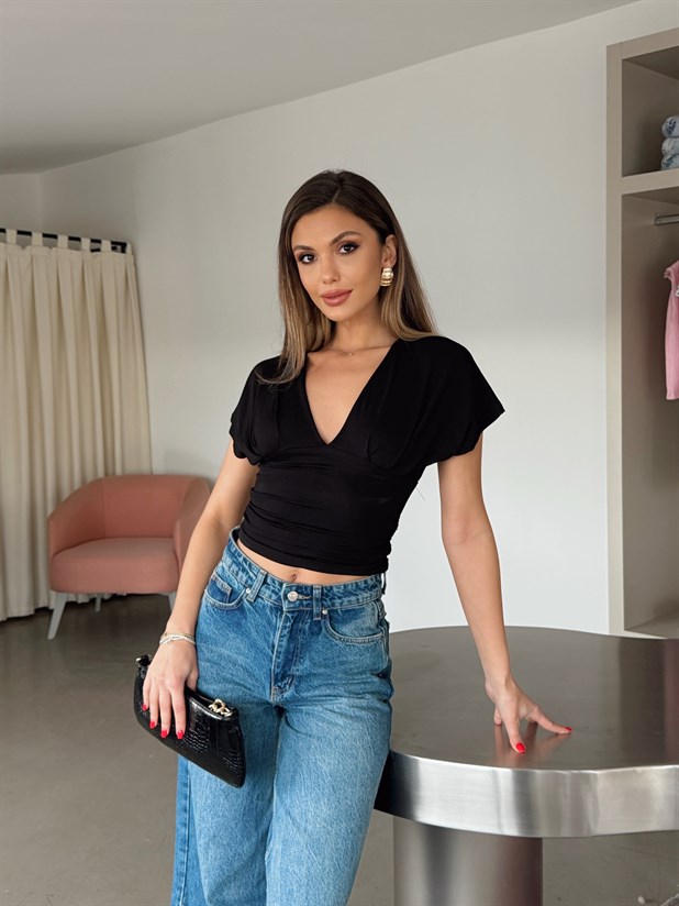 V Yaka Dökümlü Bluz - Siyah