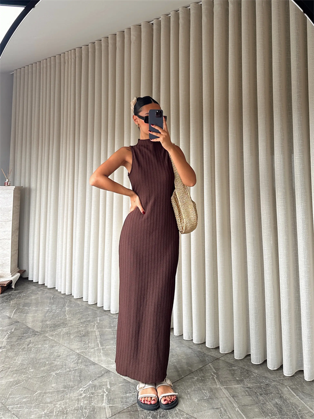 Kendinden Çizgili Sıfır Kol Elbise - Kahverengi