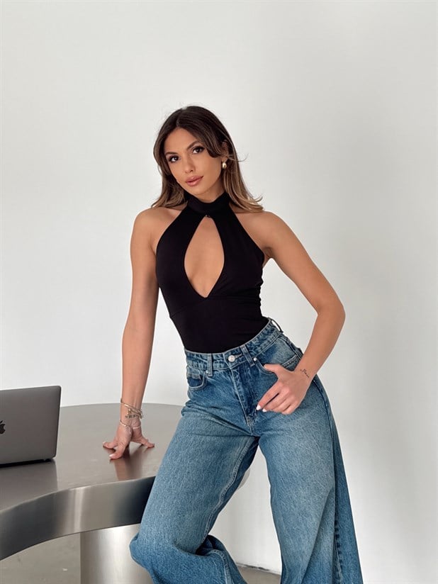 Yan Büzgü Dekolte Bodysuit Siyah - Siyah