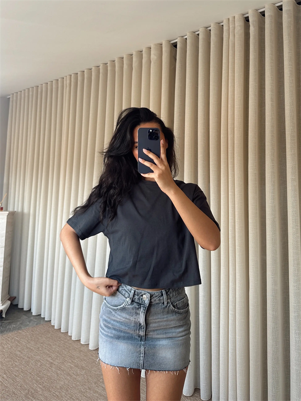 Düz Kısa Kol Crop Basic - Füme