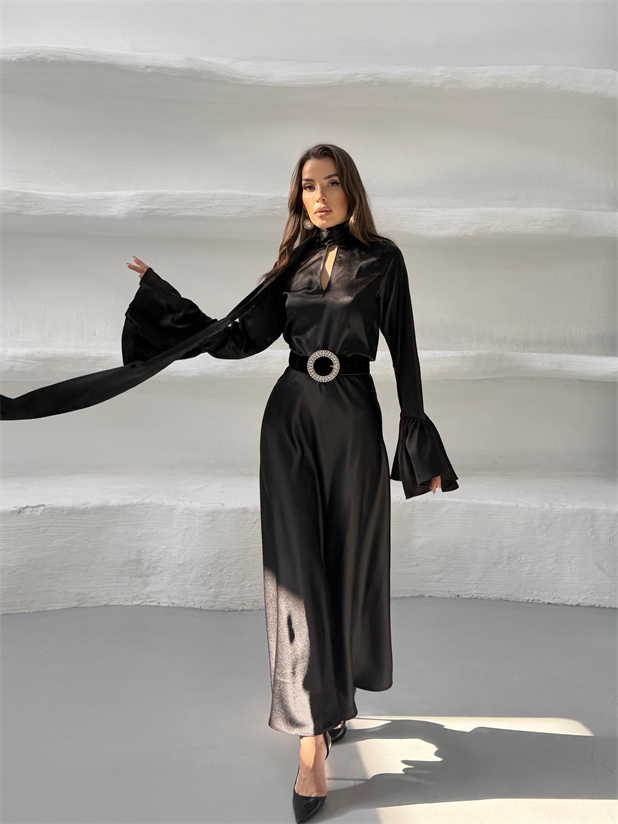 Fular Detay İspanyol Kol Saten Bluz - Siyah