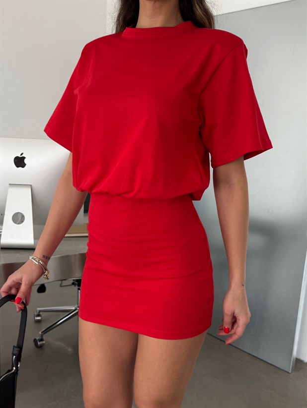 Pens Dikişli Vatkalı Elbise - Kırmızı