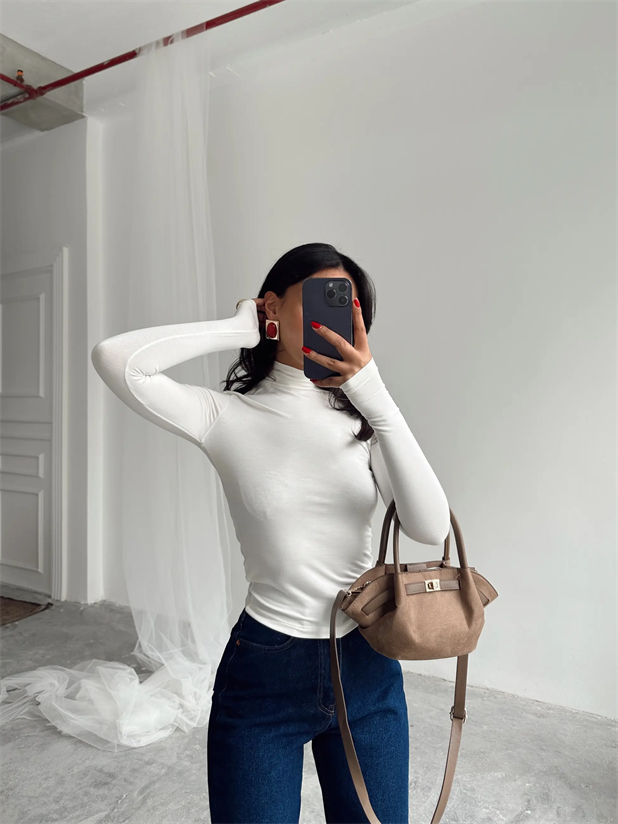 Dik Yaka Balıkçı Bluz Beyaz - Beyaz