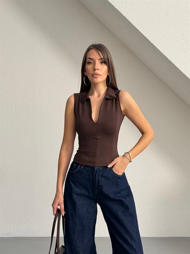 Polo Yaka Sıfır Kol Bluz - Kahve