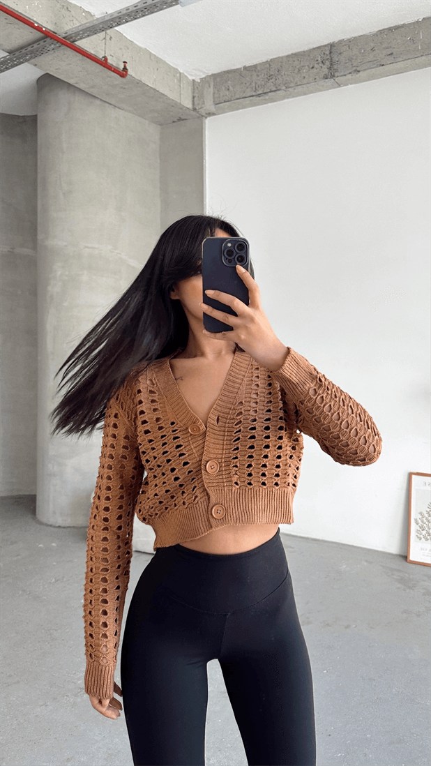 Delik Detaylı Crop Hırka Taba - Taba