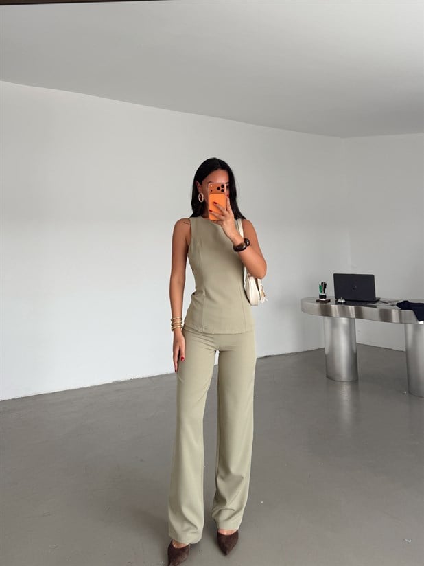 Sırt Detaylı Dabıl Takım - Çağla Yeşili