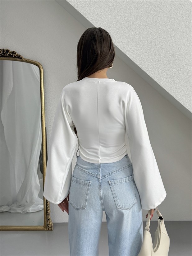 Yarasa Kol Beli Büzgülü Bluz - Ekru