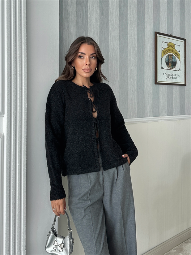 Önden Bağlamalı Triko Hırka  - Siyah