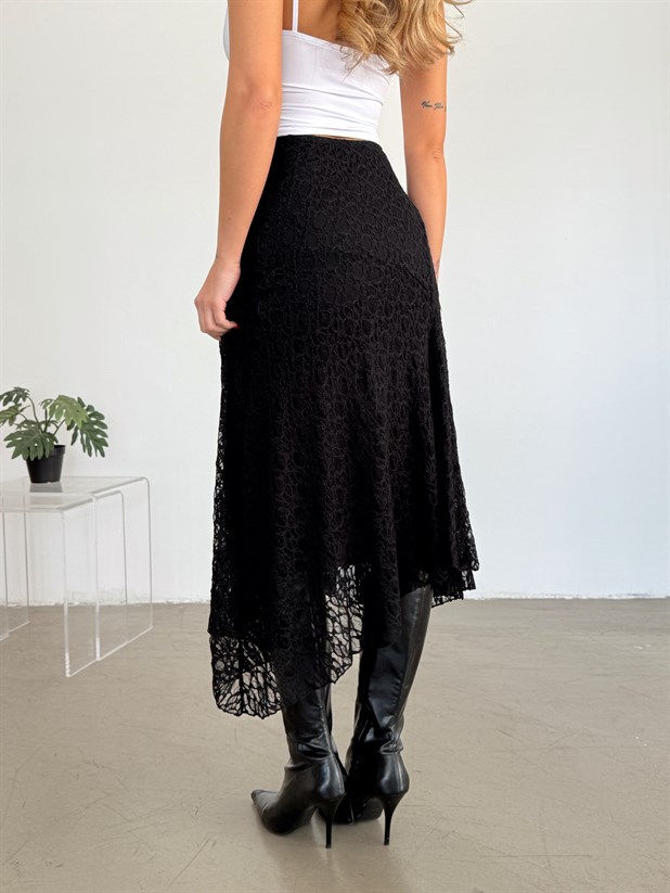 Asimetrik Dantel Etek - Siyah