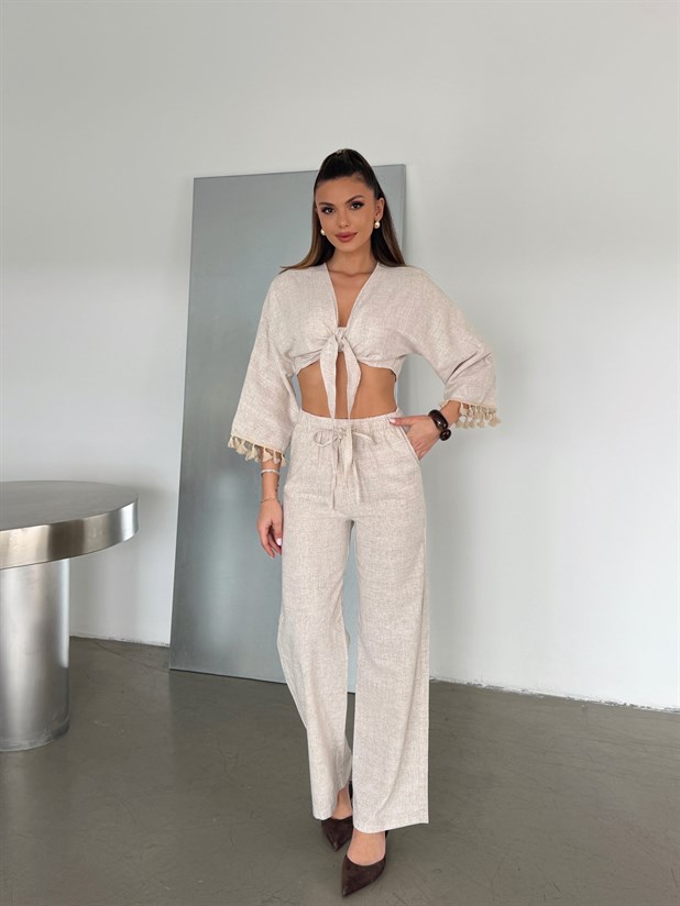 Kol Püskül Bağlamalı Bluz - Krem