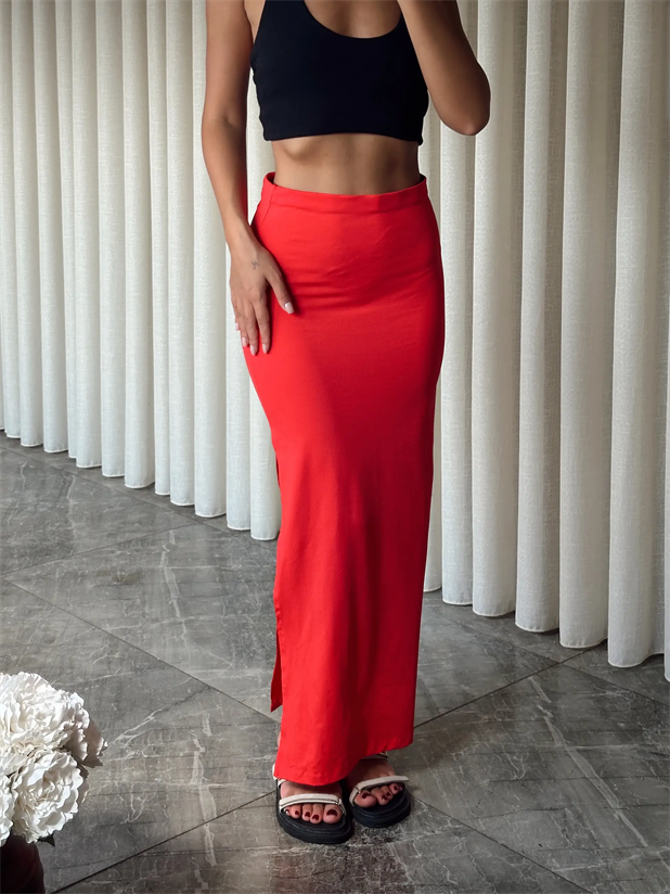 Yanı Yırtmaçlı Etek - Kırmızı