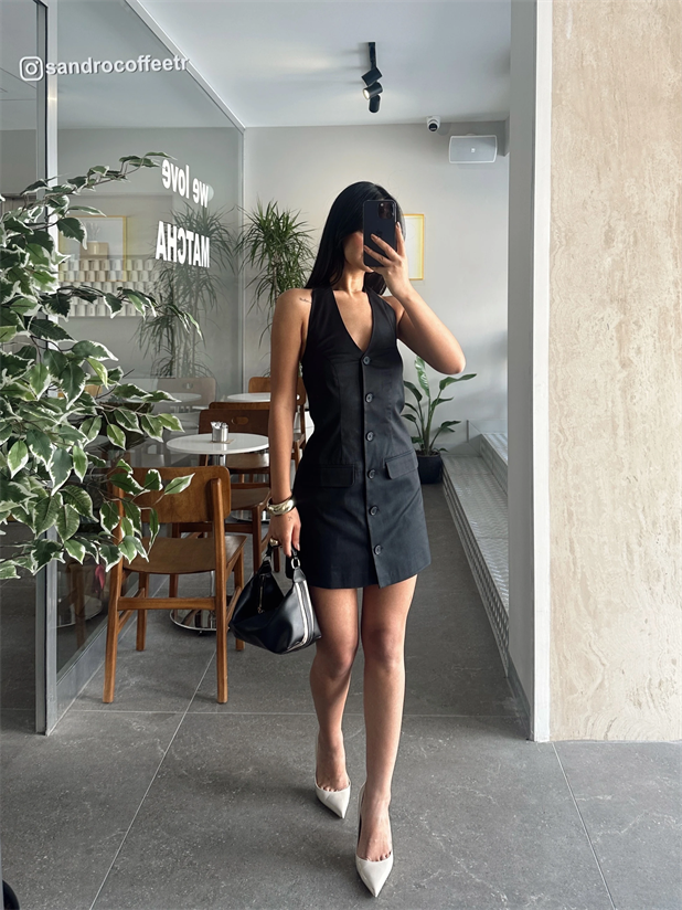 Boyundan Bağlamalı Düğmeli Mini Elbise - Siyah