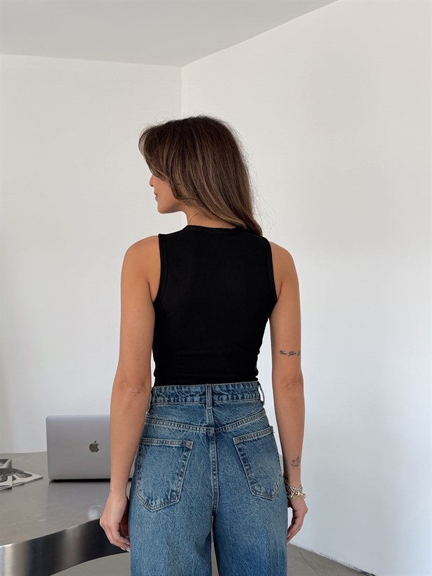 Halter Yaka Taşlı Bluz - Siyah