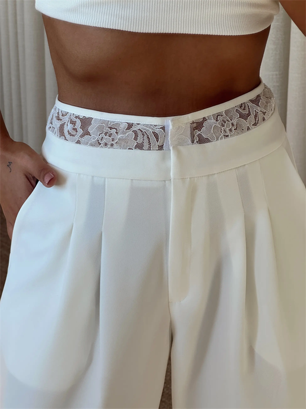 Kemeri Dantel Detaylı Palazzo Pantolon  - Beyaz