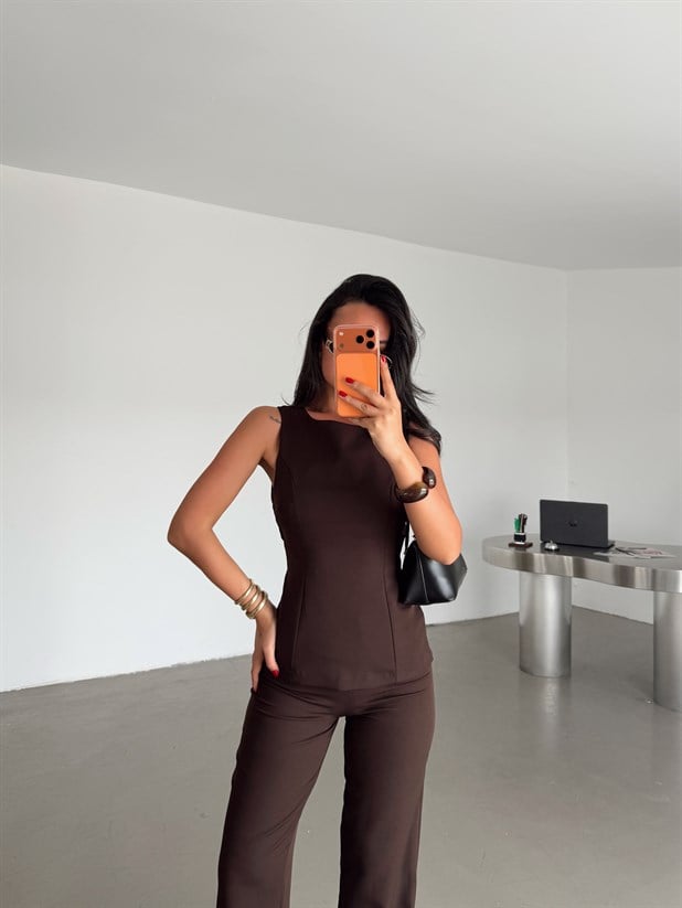 Sırt Detaylı Dabıl Takım - Kahve