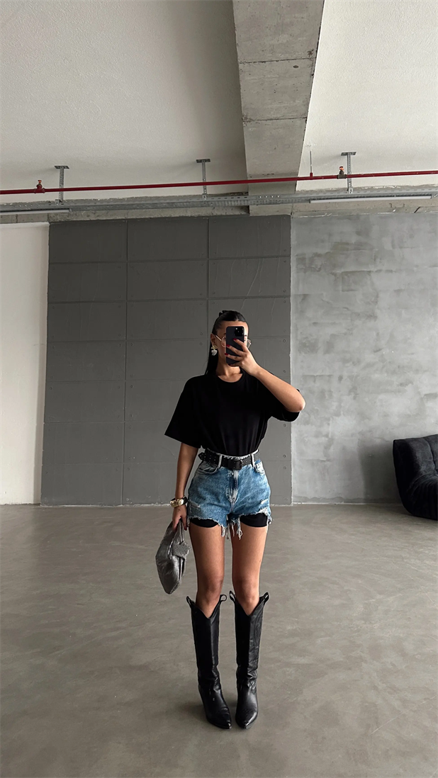 Yan Yırtmaç Oversize Basic - Siyah
