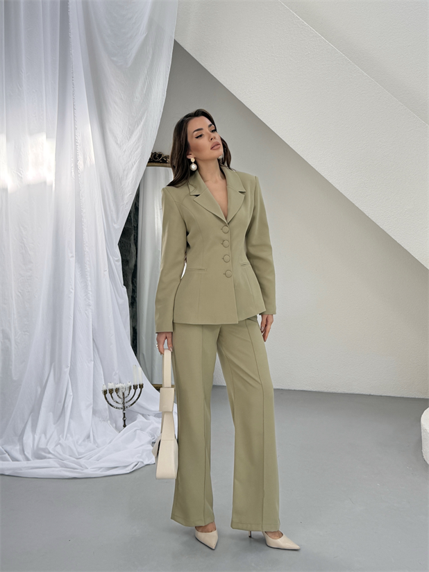 Dört Düğmeli Ceket Pantolon Takım - Çağla Yeşili