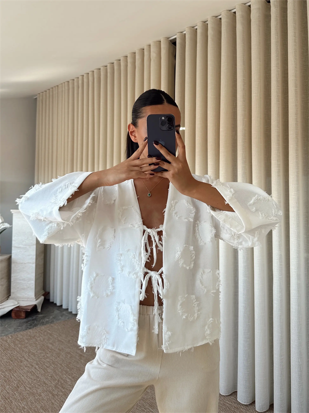 Püskül Detaylı Bağlamalı Kimono - Beyaz