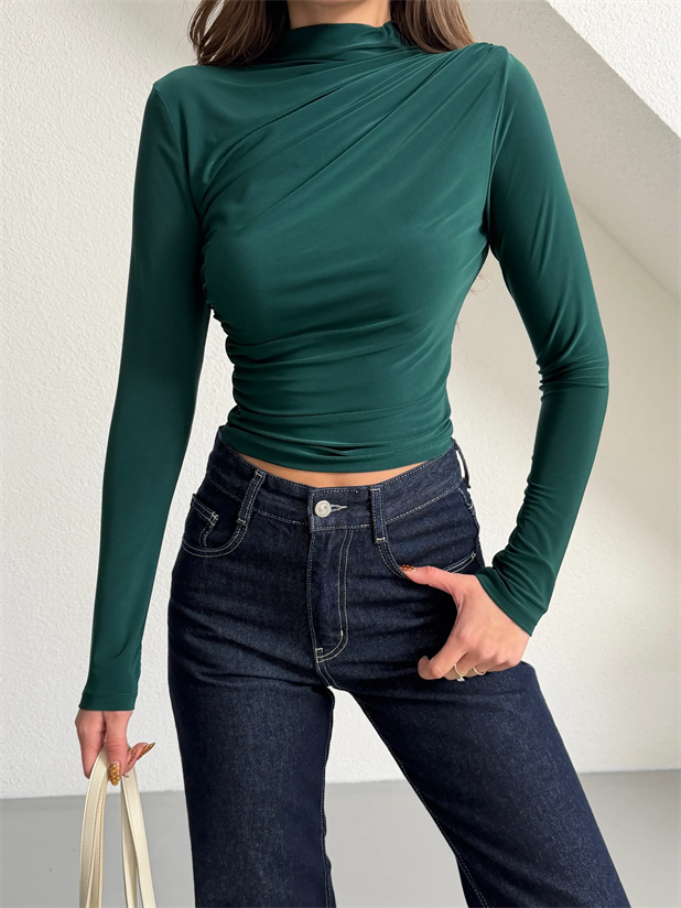 Dik Yaka Drapeli Uzun Kol Bluz - Zümrüt Yeşili