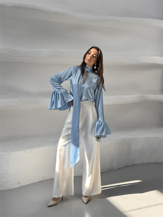 Fular Detay İspanyol Kol Saten Bluz - Bebe Mavi