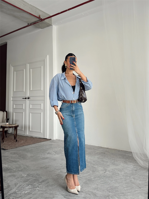 Uzun Ön Yırtmaç Denim Etek - Mavi