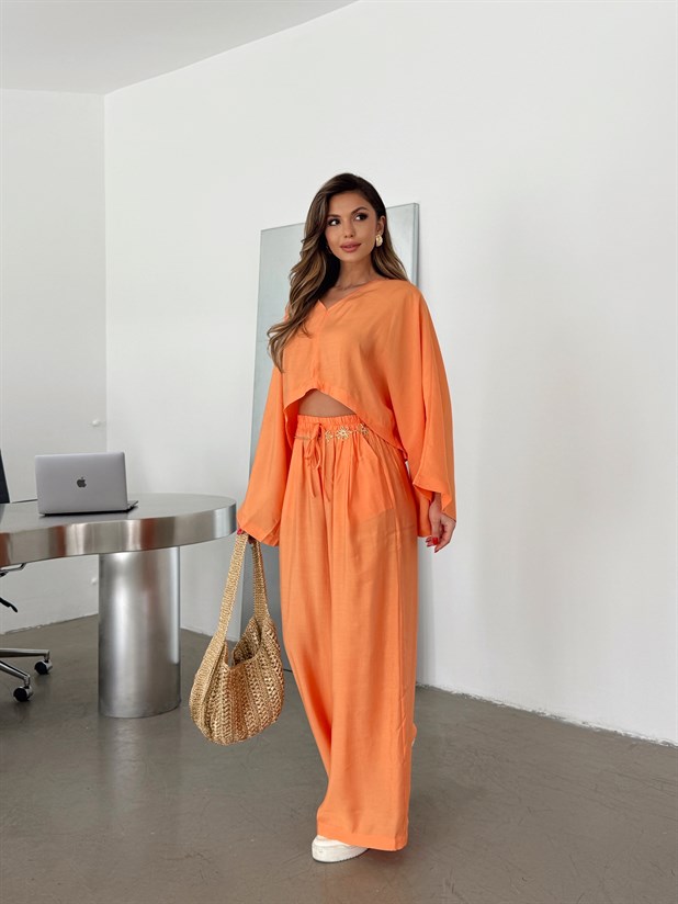 Salaş Keten Takım  - Yavruağzı