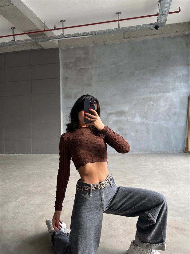 Labirent Desen Crop Triko Kazak Kahverengi - Kahverengi