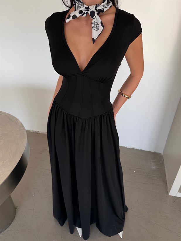 V Yaka Korse Detaylı Elbise - Siyah