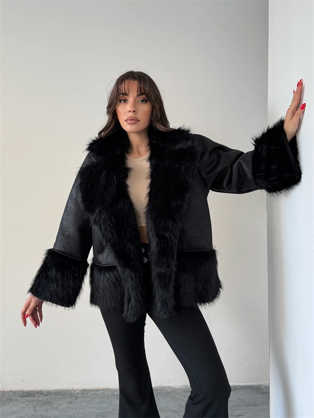 Kürklü Süet Kaban - Siyah