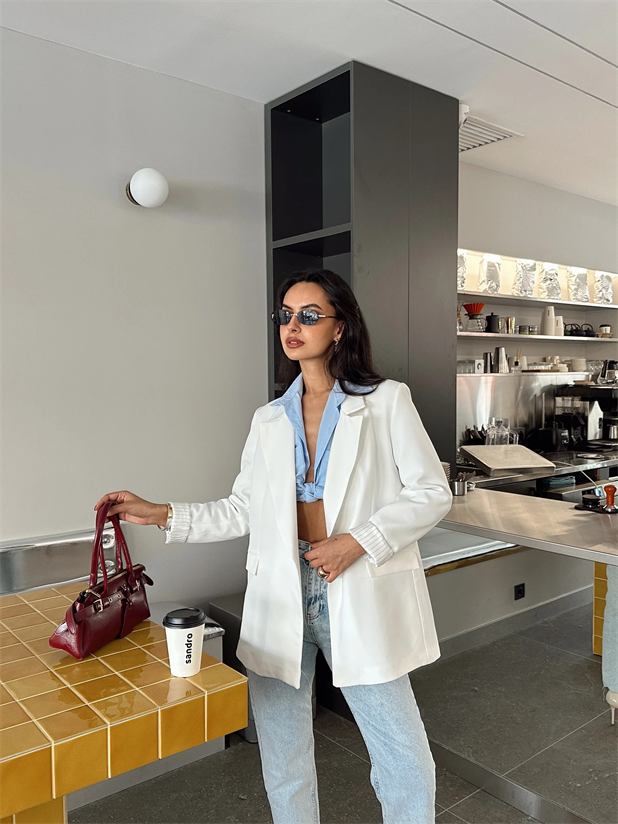 Astar Detaylı Kulplu Ceket  - Beyaz