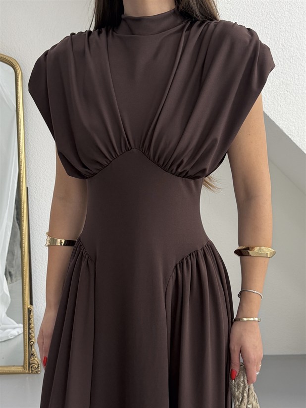 Korse Detaylı Drapeli Elbise - Kahve