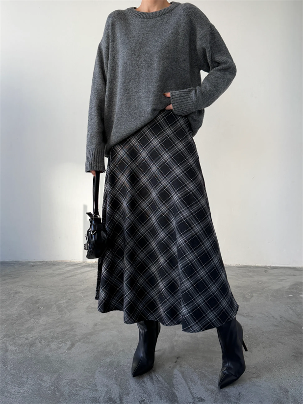 Kloş Ekoseli Etek - Siyah