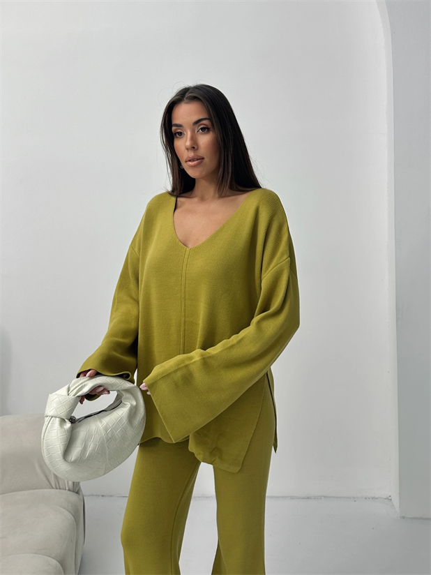 V Yaka Triko Takım - Yağ Yeşili
