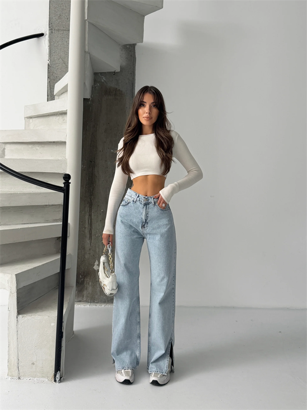 Paçası Yırtmaçlı Jean  - Açık Mavi