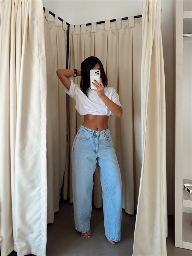 Paça Çift Pensli Boyfriend Jean - Buz Mavi
